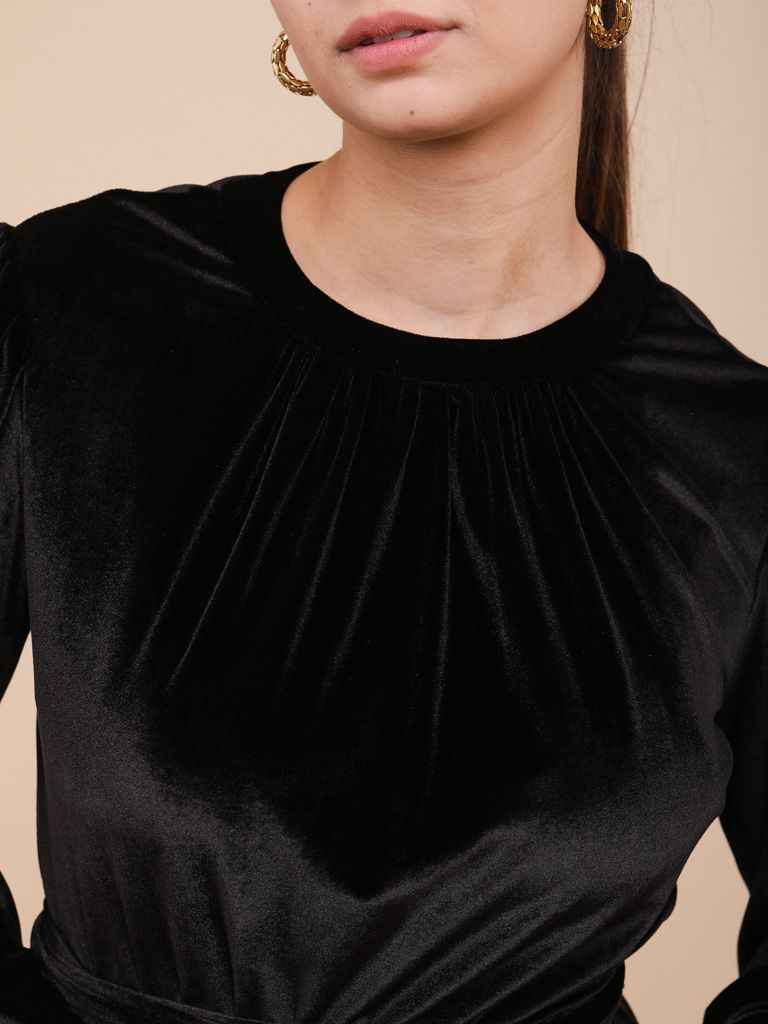 ROBE GONCALO