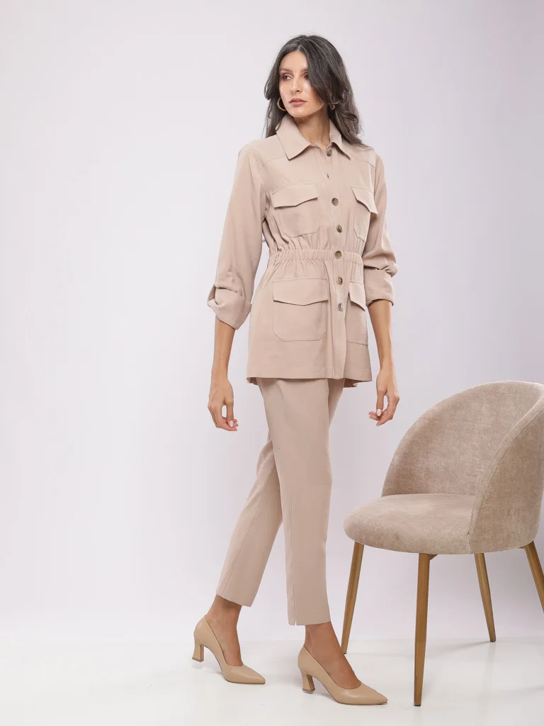 Pantalon 7/8ème fuselé à taille élastiquée