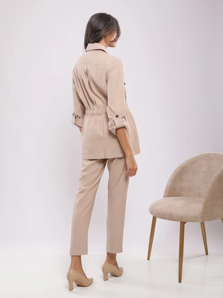 Pantalon 7/8ème fuselé à taille élastiquée