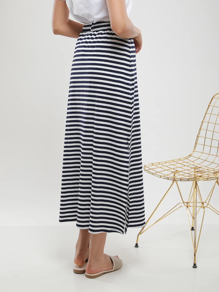 Jupe longue fluide à rayures