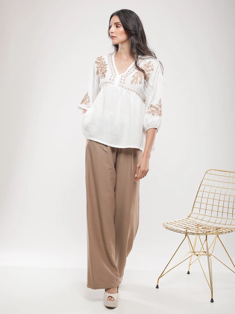 Pantalon large à ceinture contrastante