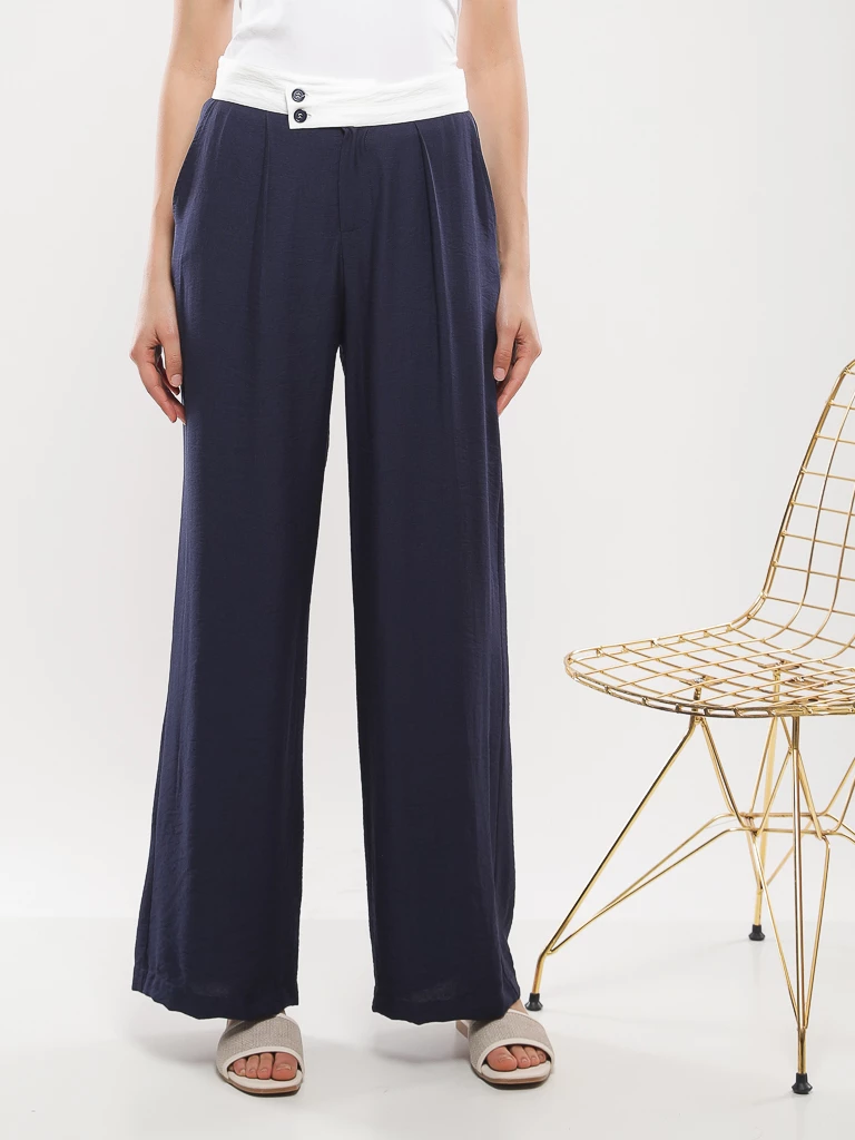 Pantalon large à ceinture contrastante