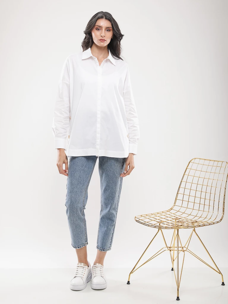 Chemise oversize à détails dorés