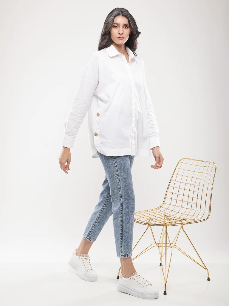 Chemise oversize à détails dorés