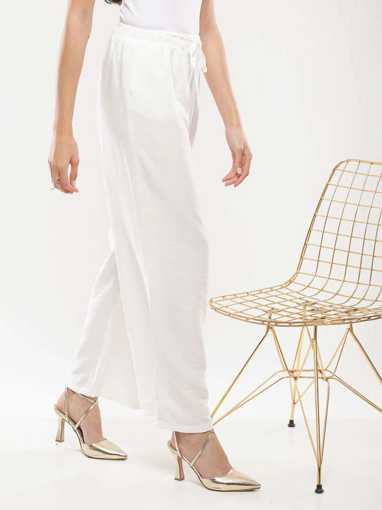 Pantalon large avec cordon de serrage