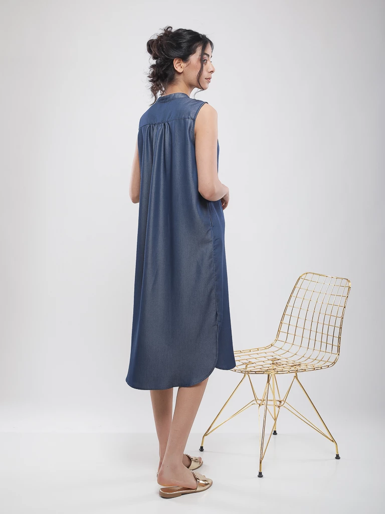 ROBE JOSIAN