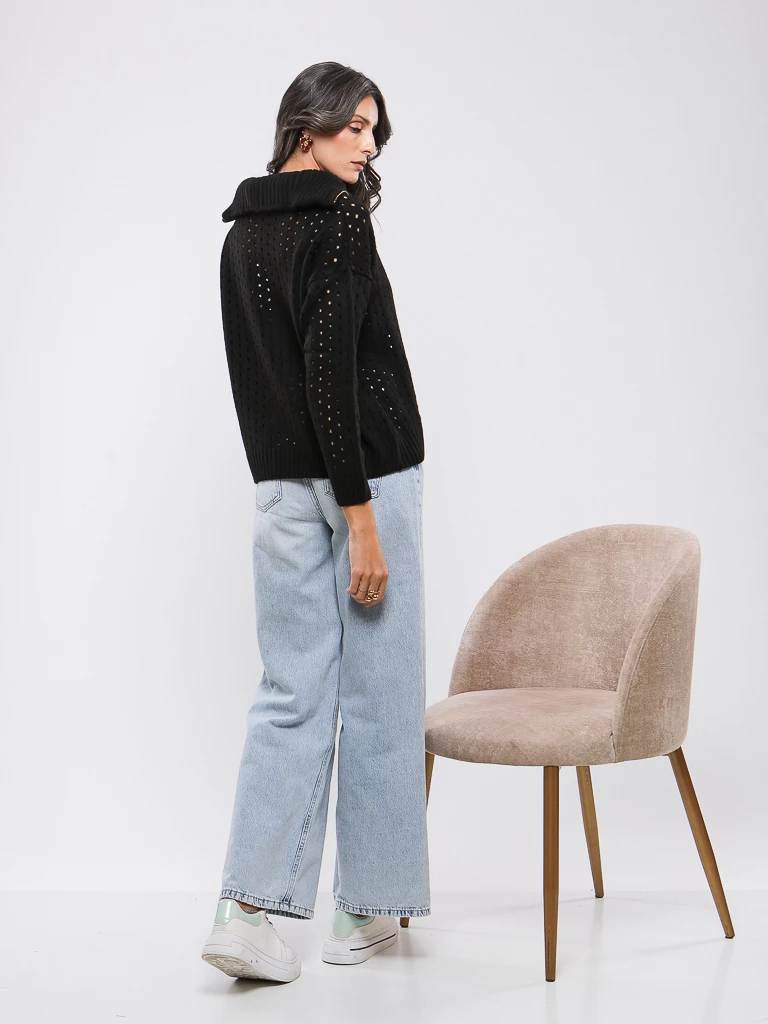 PULL COURT EN MAILLE MANCHES LONGUES