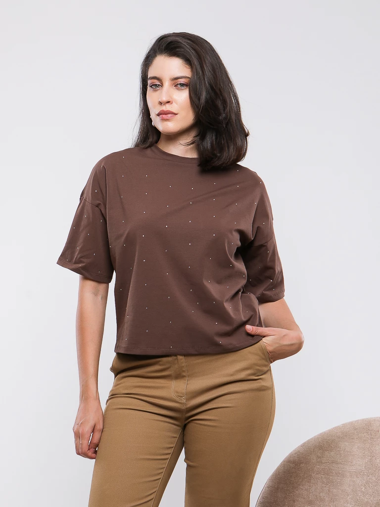 T-SHIRT A STRASS ET MANCHES COURTES