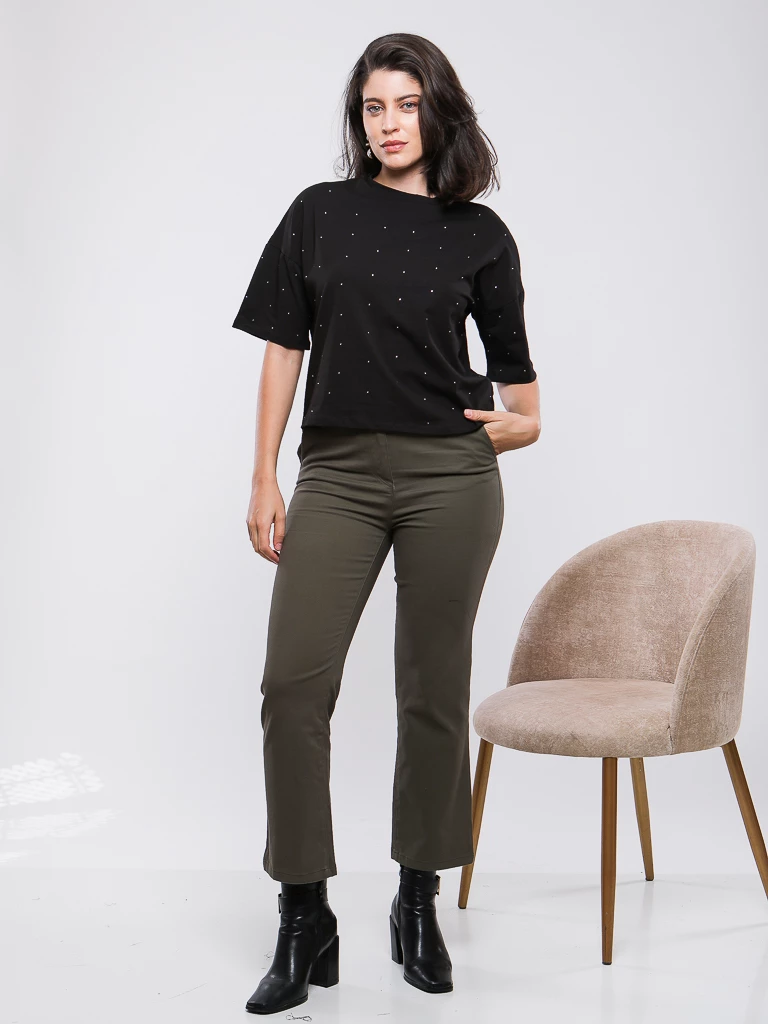 T-SHIRT A STRASS ET MANCHES COURTES