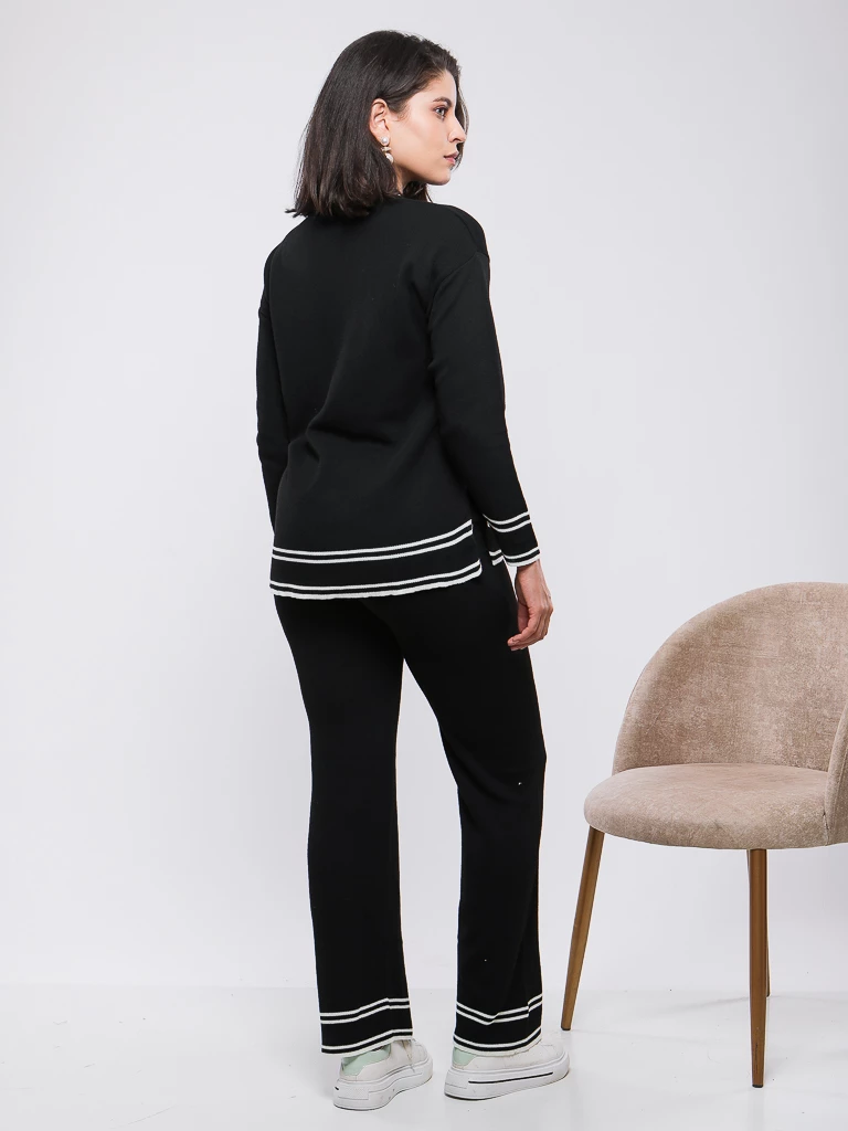 LOUNGEWEAR EN MAILLE A RAYURES CONTRASTANTES