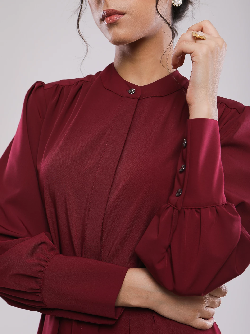 ROBE LONGUE A MANCHES BOUFFANTES