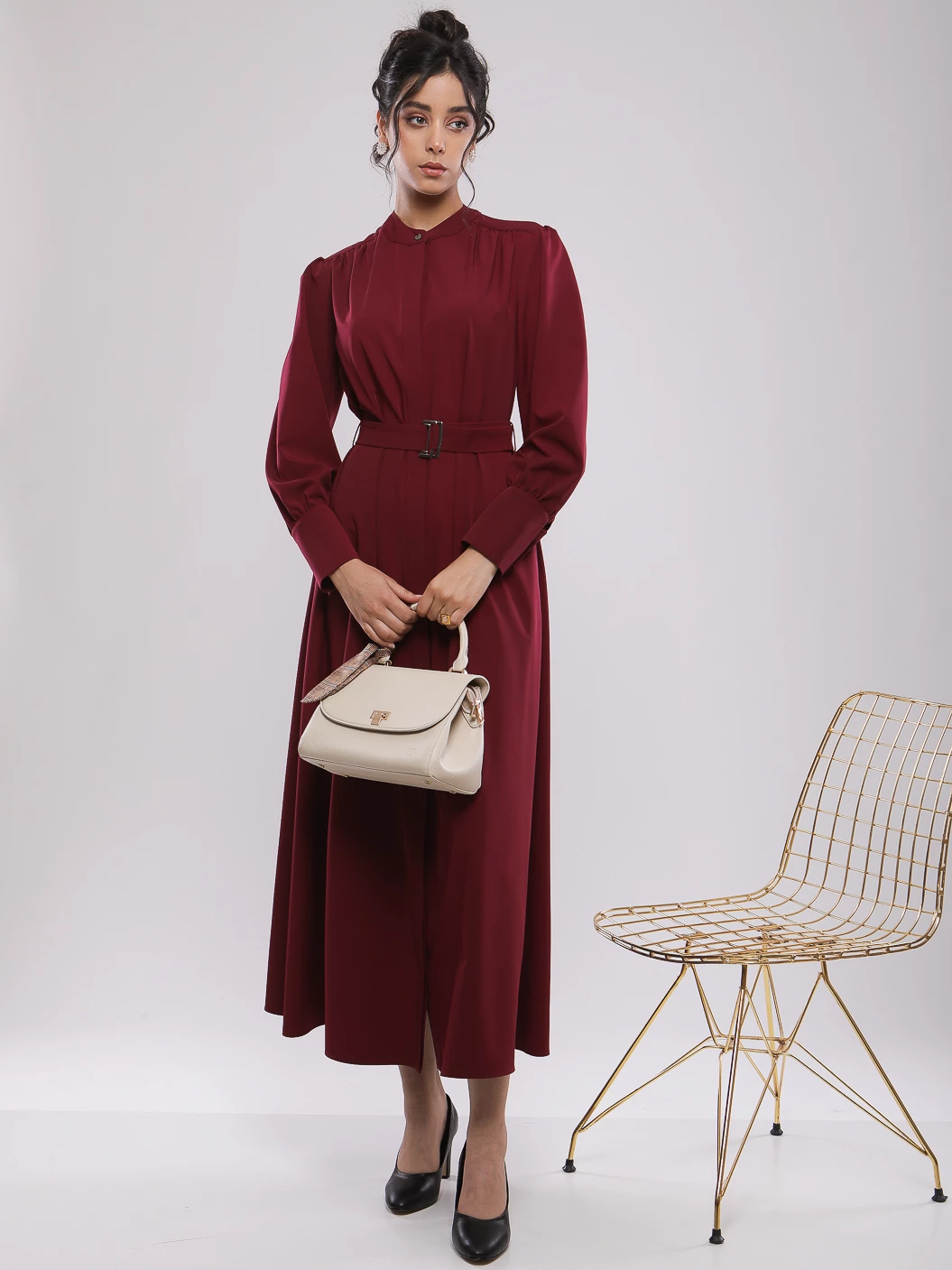 ROBE LONGUE A MANCHES BOUFFANTES