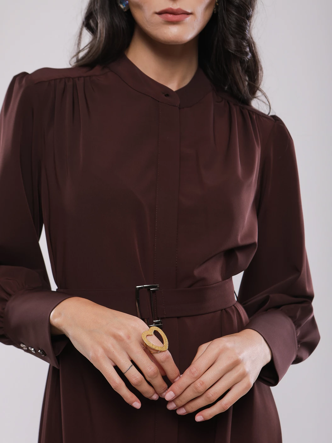 ROBE LONGUE A MANCHES BOUFFANTES