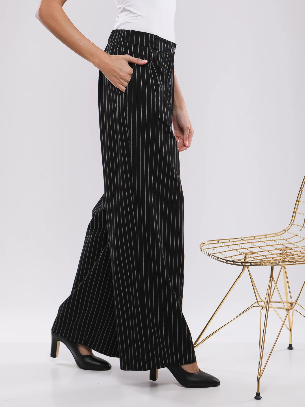 PANTALON LARGE À RAYURES