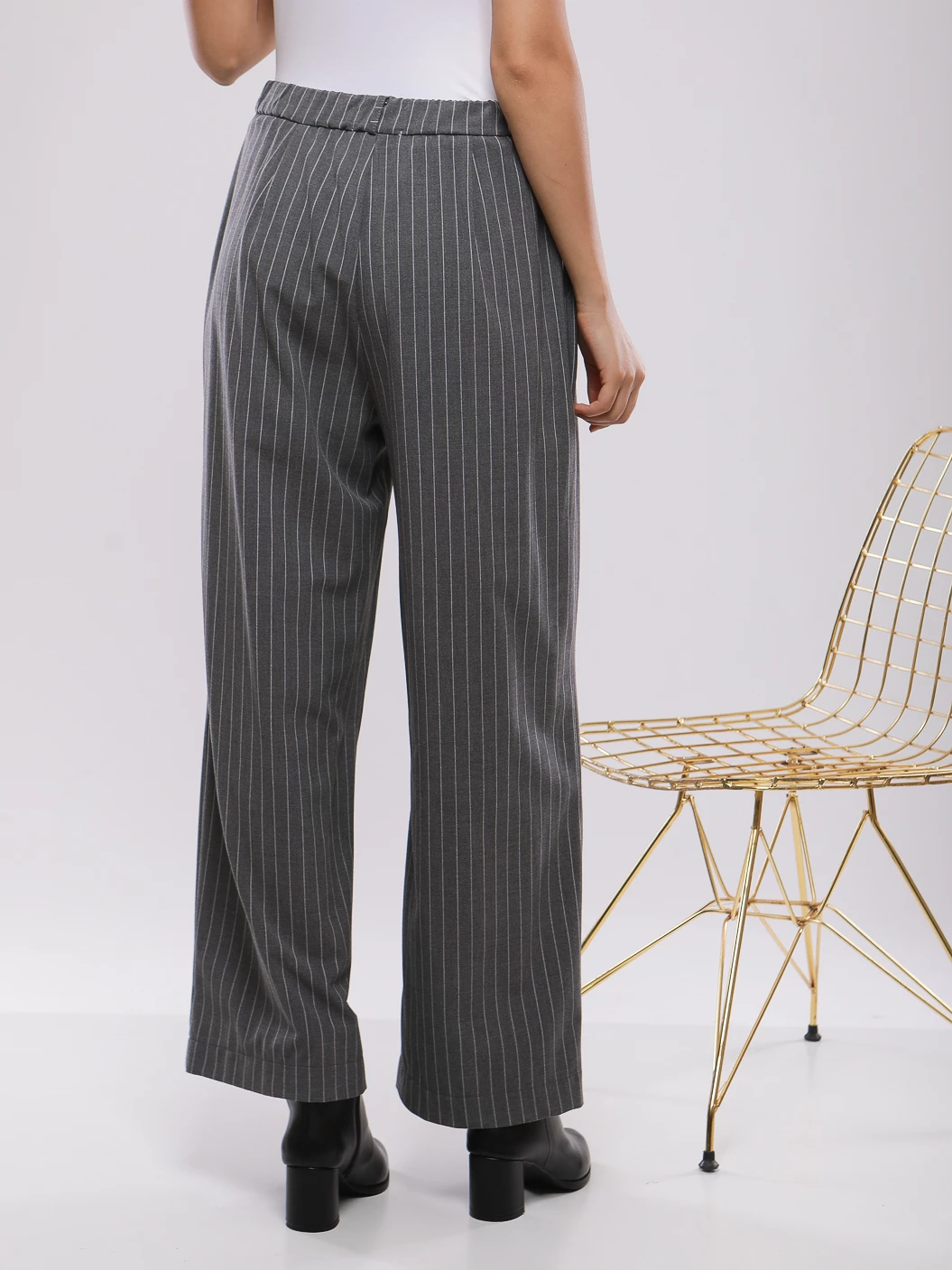 PANTALON LARGE À RAYURES