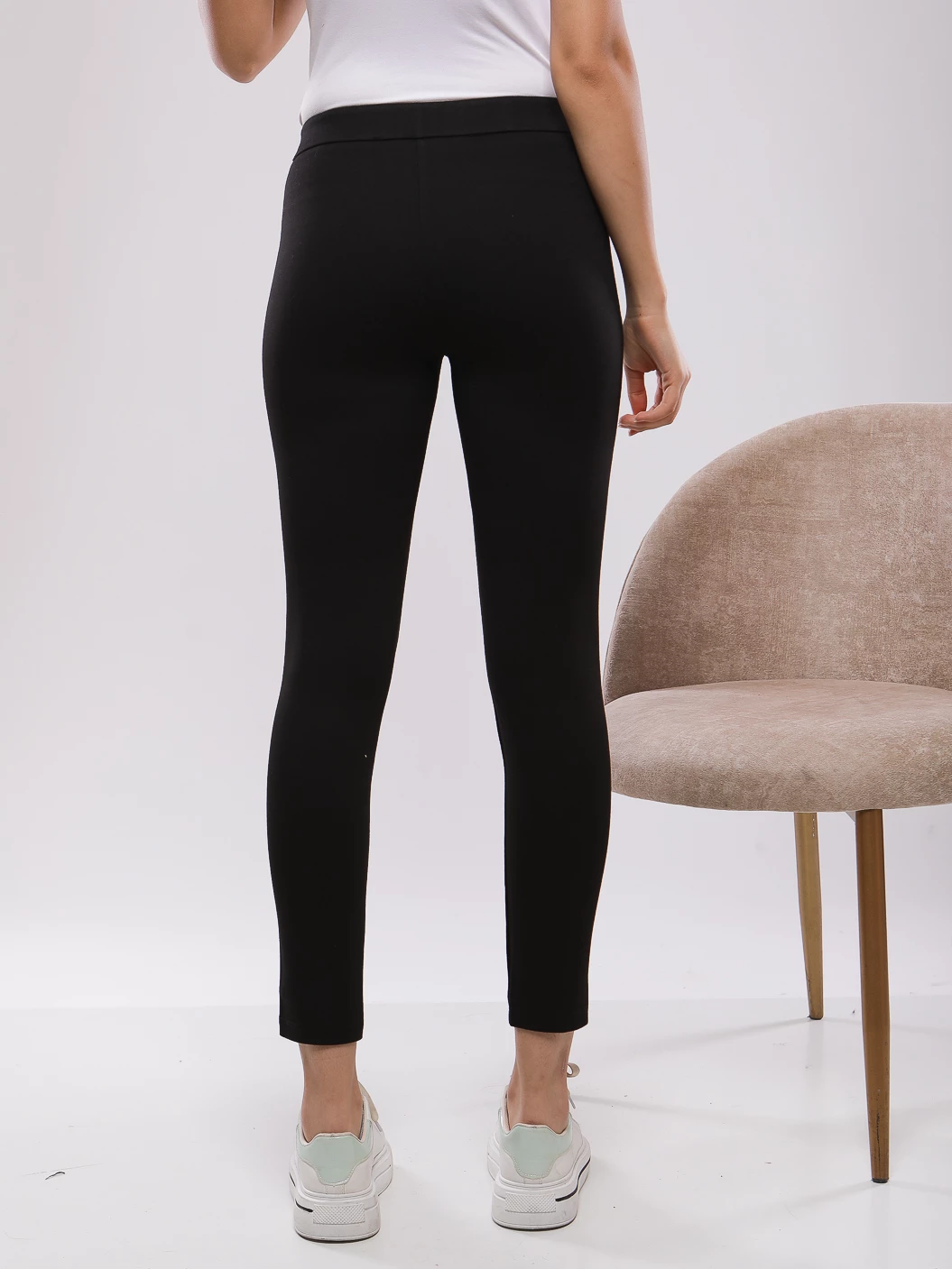 LEGGING SKINNY AVEC BOUTONS DÉCORATIFS