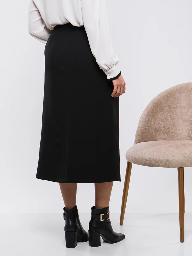 JUPE DROITE A PLI CREUX