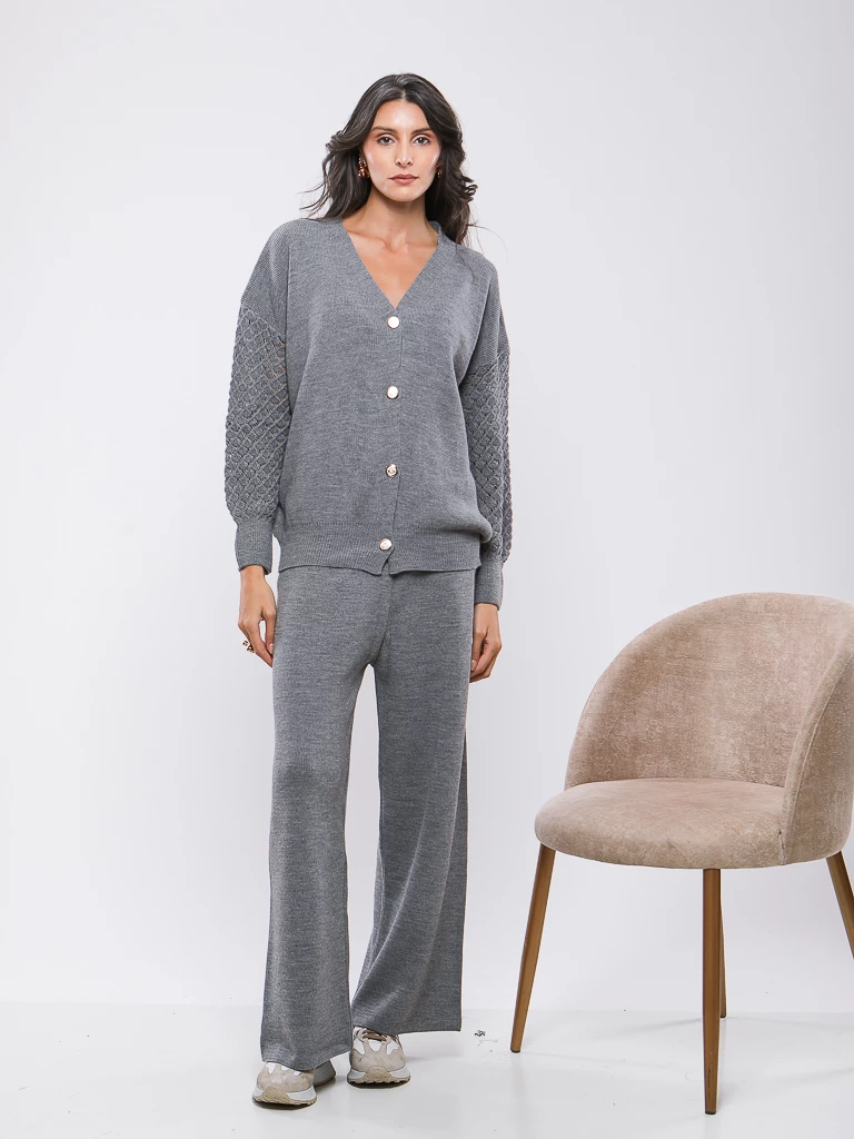 ENSEMBLE EN MAILLE AVEC GILET