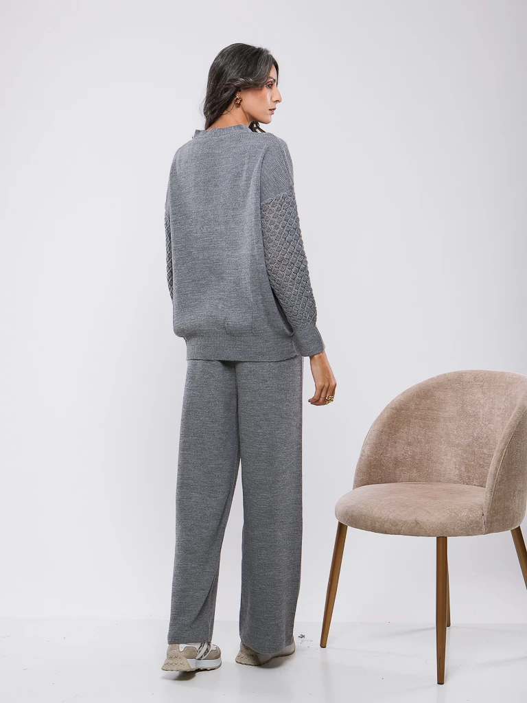 ENSEMBLE EN MAILLE AVEC GILET