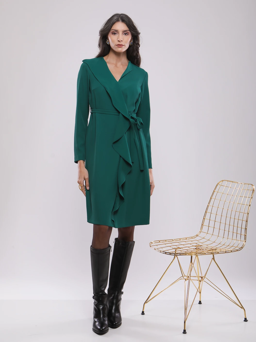 ROBE COURTE A VOLANT