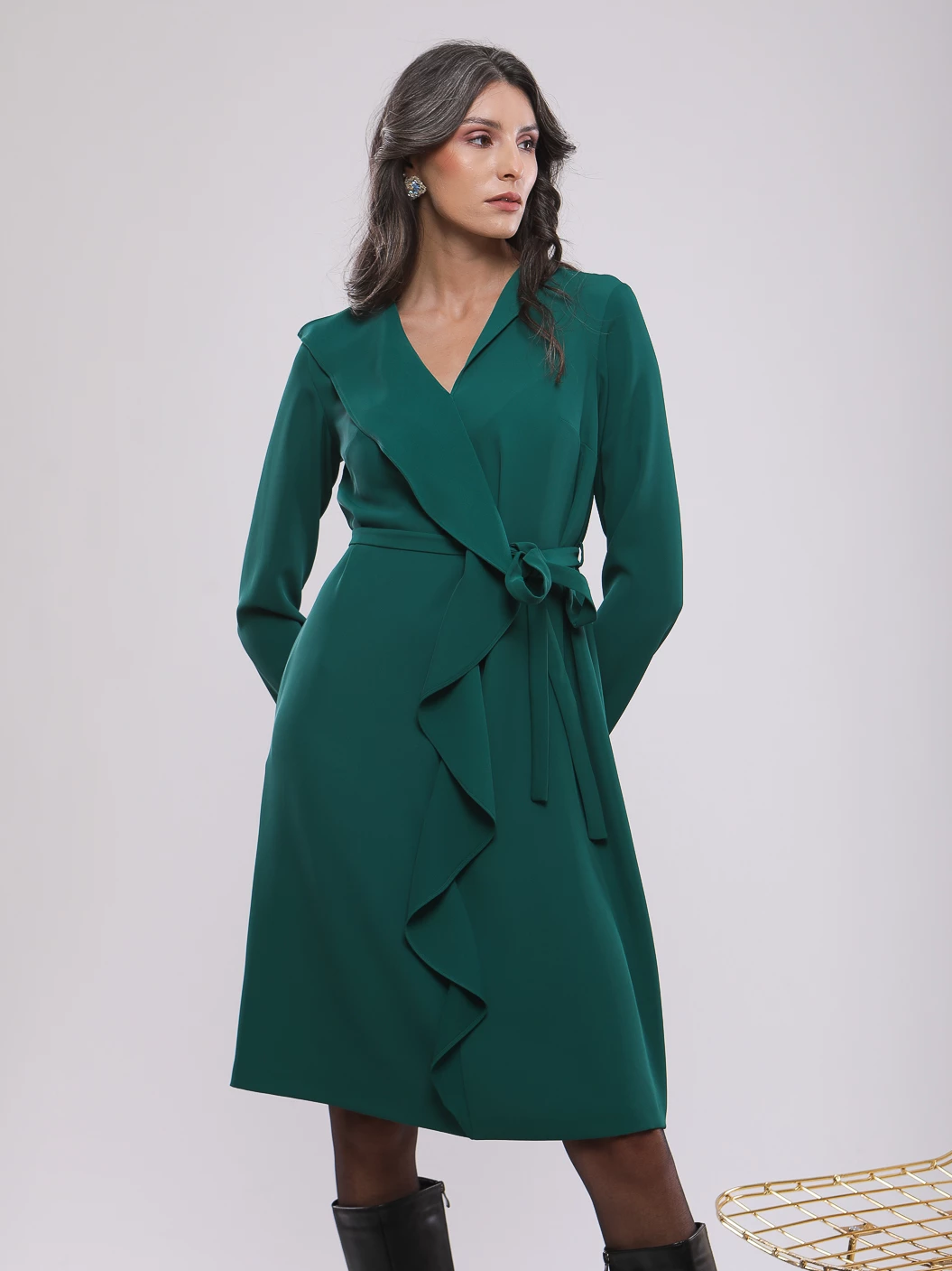 ROBE COURTE A VOLANT