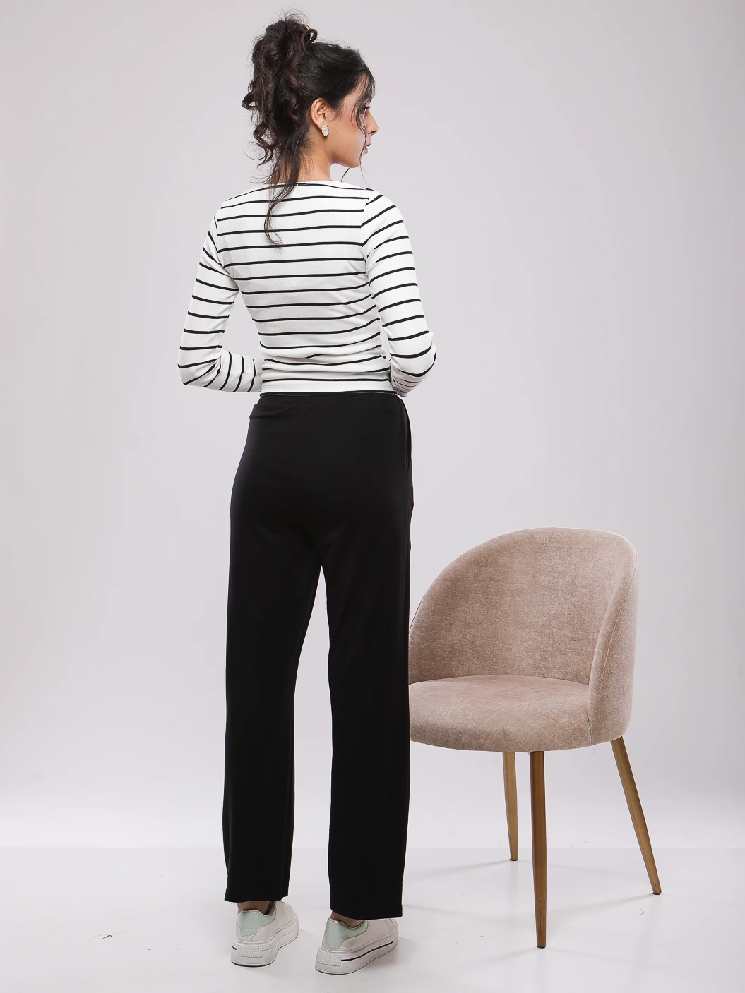 T-SHIRT COURT RAYE A MANCHES LONGUES