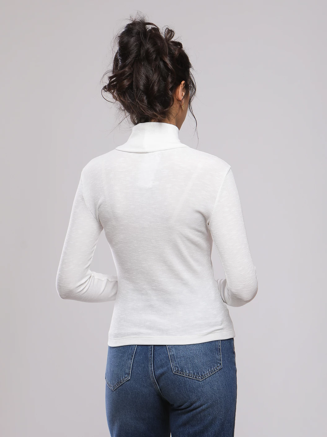 PULL COL ROULÉ CÔTELÉ