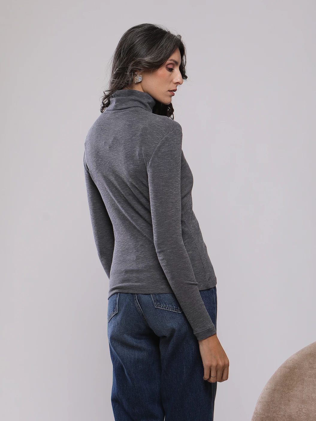 PULL COL ROULÉ CÔTELÉ