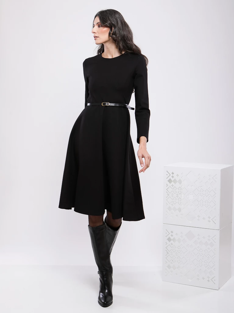 ROBE MIDI ÉVASÉE A MANCHES LONGUE