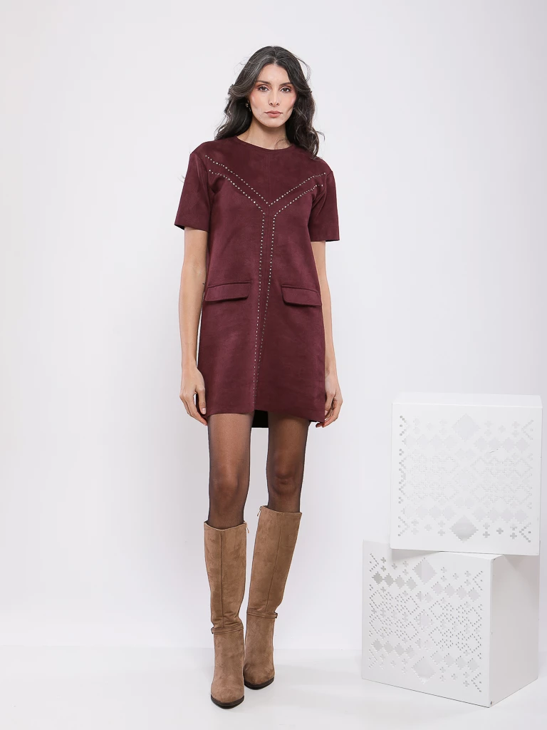 ROBE COURTE EFFET DAIM A CLOUS