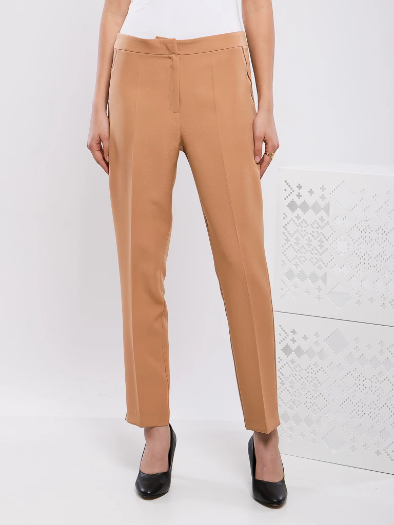 PANTALON COUPE DROITE