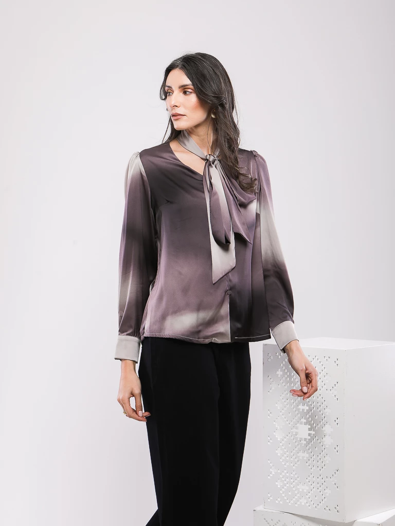 CHEMISE ELEGANTE A NŒUD LAVALLIERE