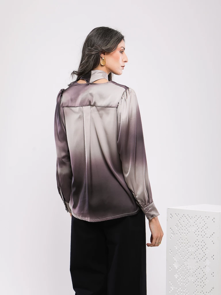 CHEMISE ELEGANTE A NŒUD LAVALLIERE