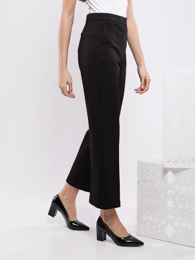 PANTALON A COUPE DROITE