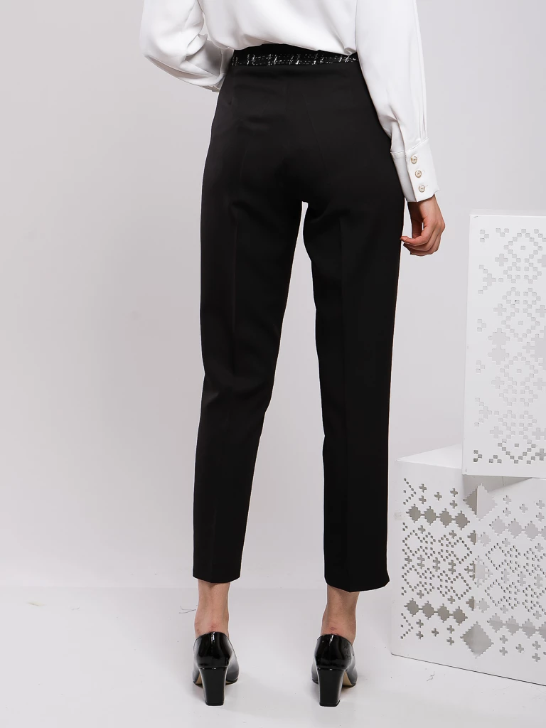 PANTALON COUPE DROITE