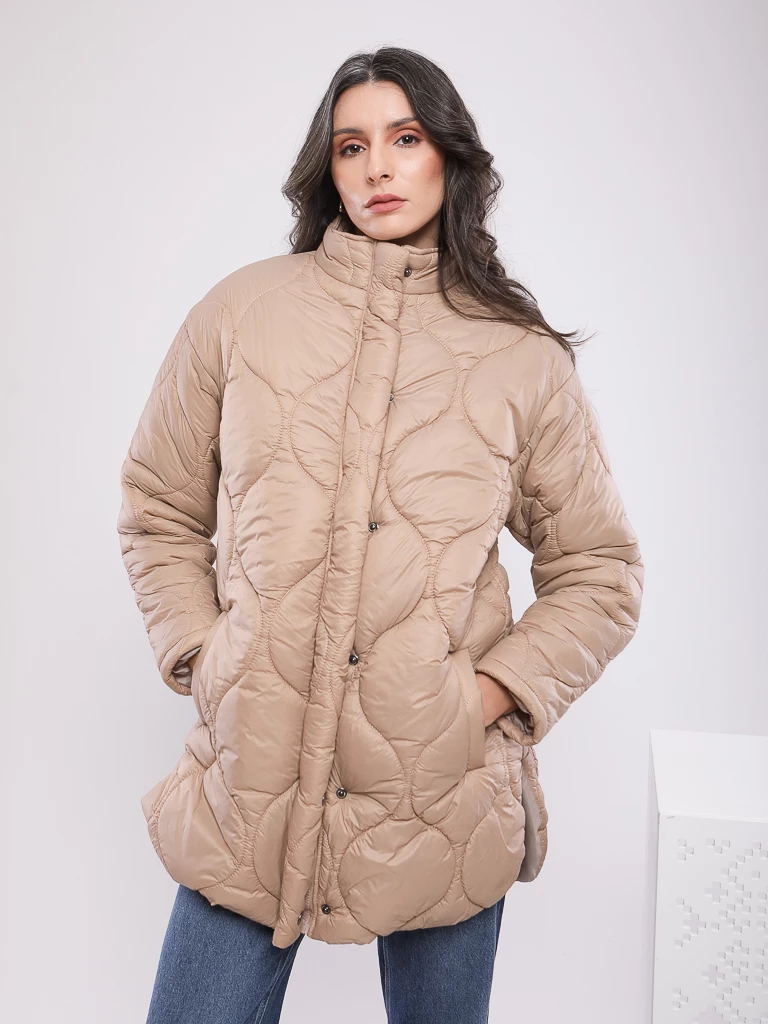 DOUDOUNE MATELASSÉE MI-LONGUE COUPE DROITE