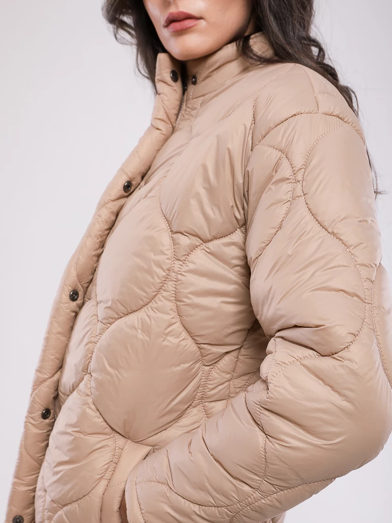 DOUDOUNE MATELASSÉE MI-LONGUE COUPE DROITE