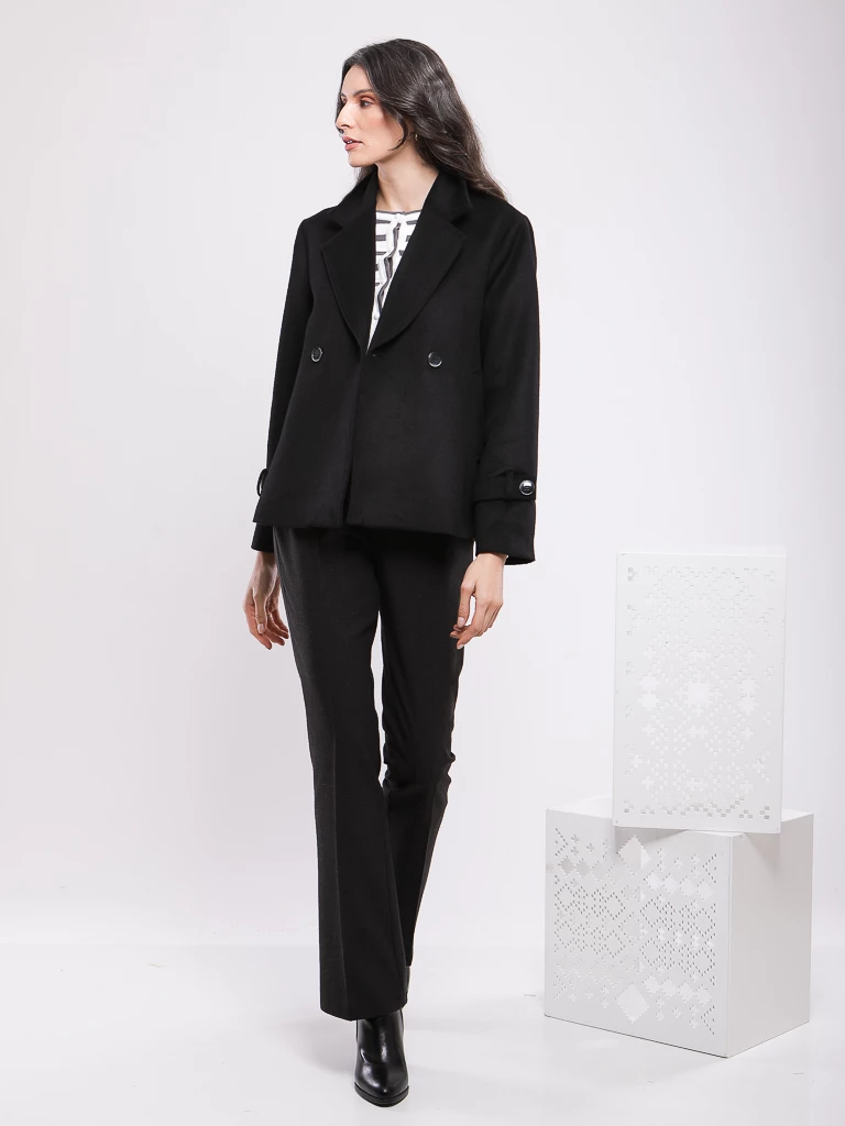 VESTE À FERMETURE ASYMÉTRIQUE