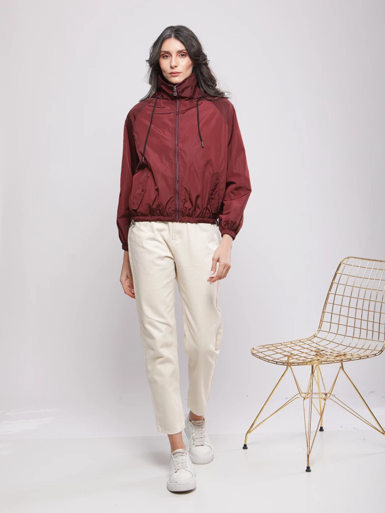 VESTE COUPE-VENT A CAPUCHE