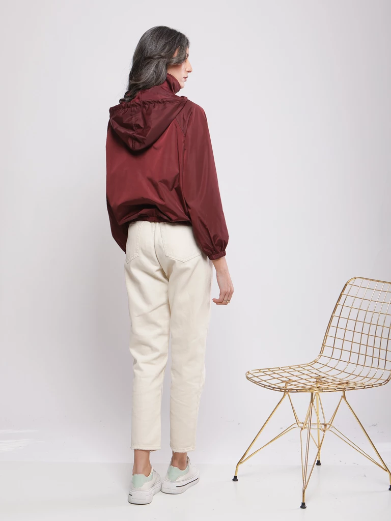 VESTE COUPE-VENT A CAPUCHE