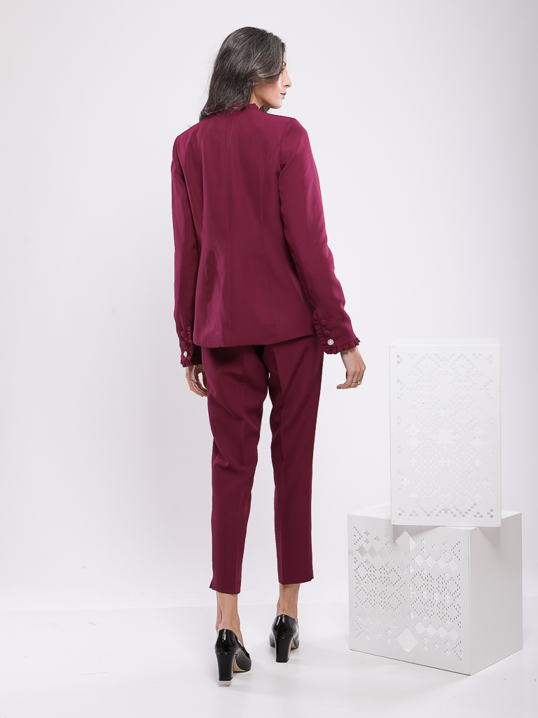 VESTE DÉCONTRACTÉE BOUTONNÉE SUR LE DEVANT