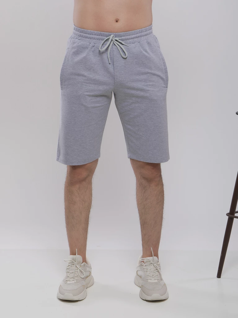 SHORT AVEC DEUX POCHES A ZIP