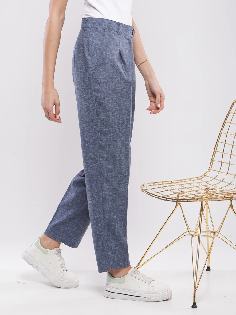 PANTALON CAROTTE TISSE A PINCES