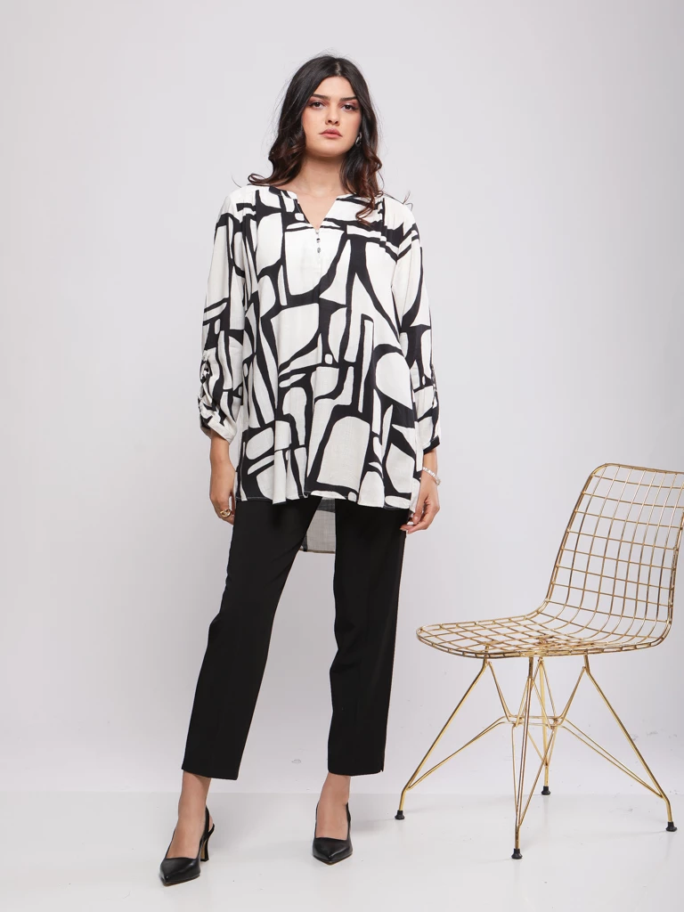 BLOUSE FLUIDE À MOTIFS ABSTRAITS