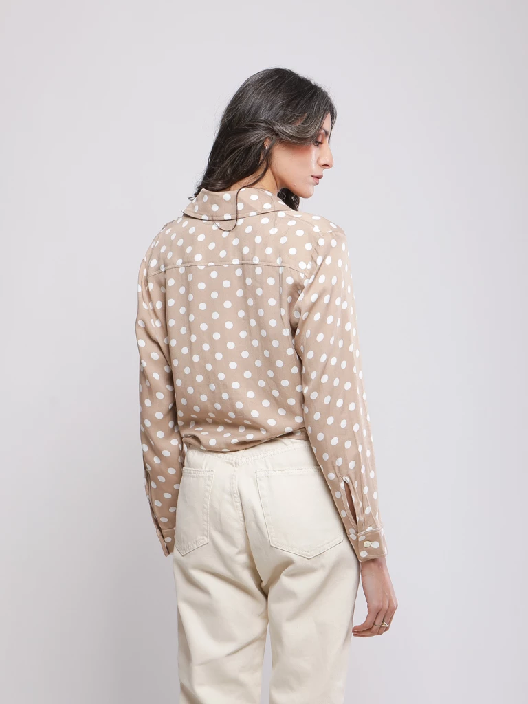 CHEMISE A POIS AVEC NŒUD A LA TAILLE