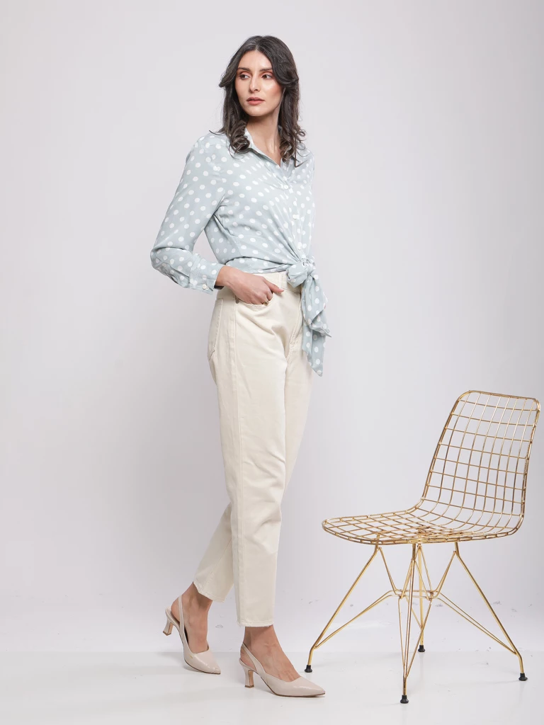 CHEMISE A POIS AVEC NŒUD A LA TAILLE