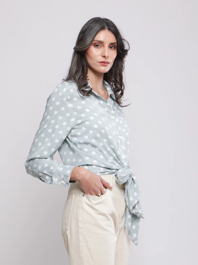 CHEMISE A POIS AVEC NŒUD A LA TAILLE