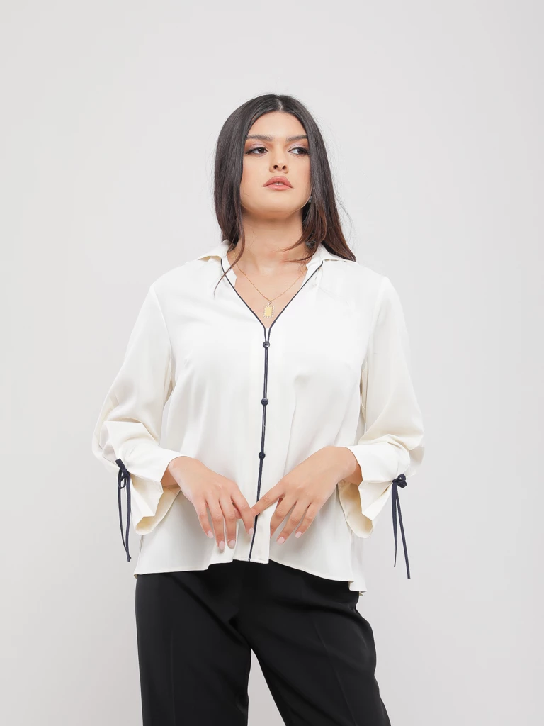 BLOUSE FLUIDE À LISERÉS CONTRASTÉS