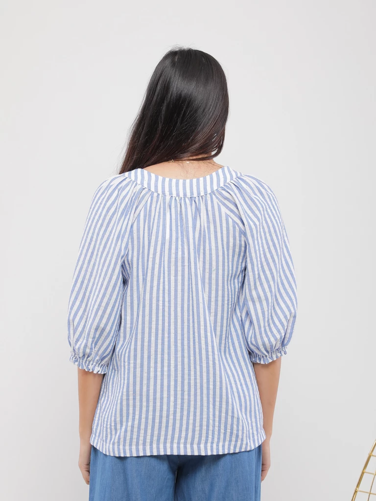 BLOUSE EN VISCOSE RAYÉE