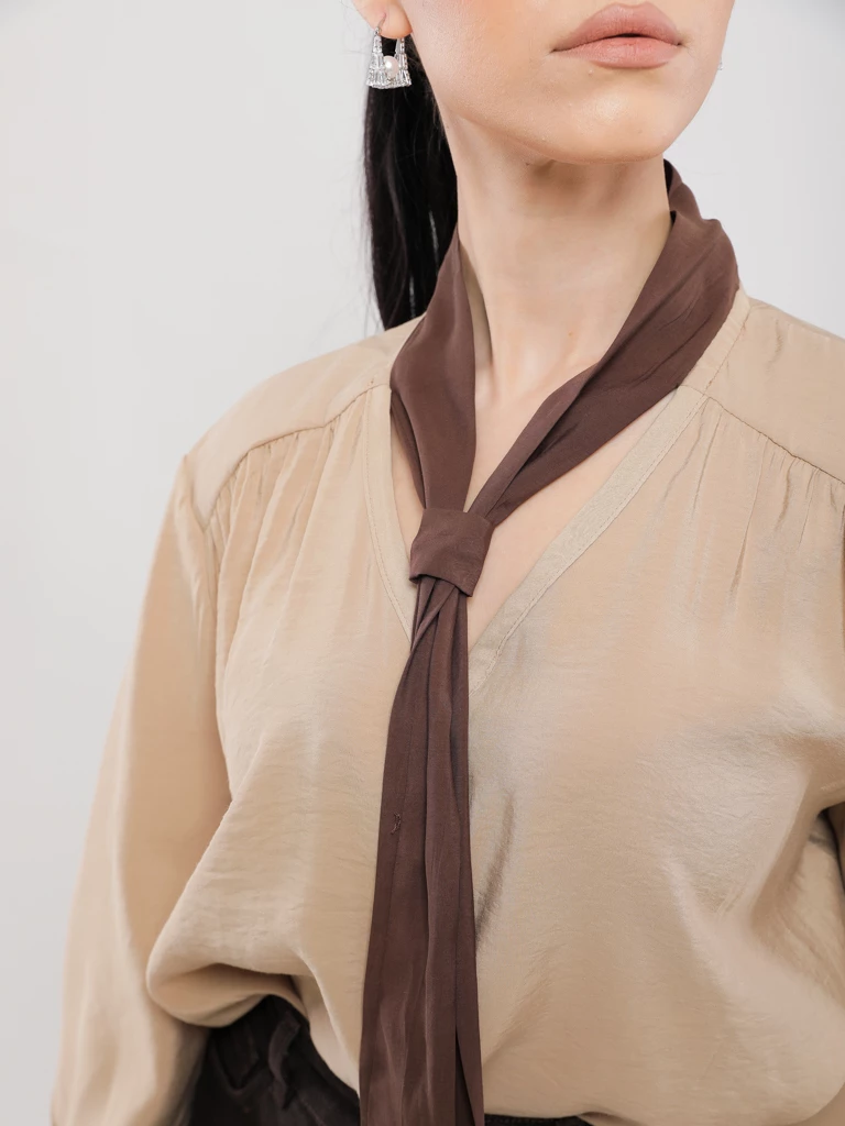 CHEMISE FLUIDE A FOULARD